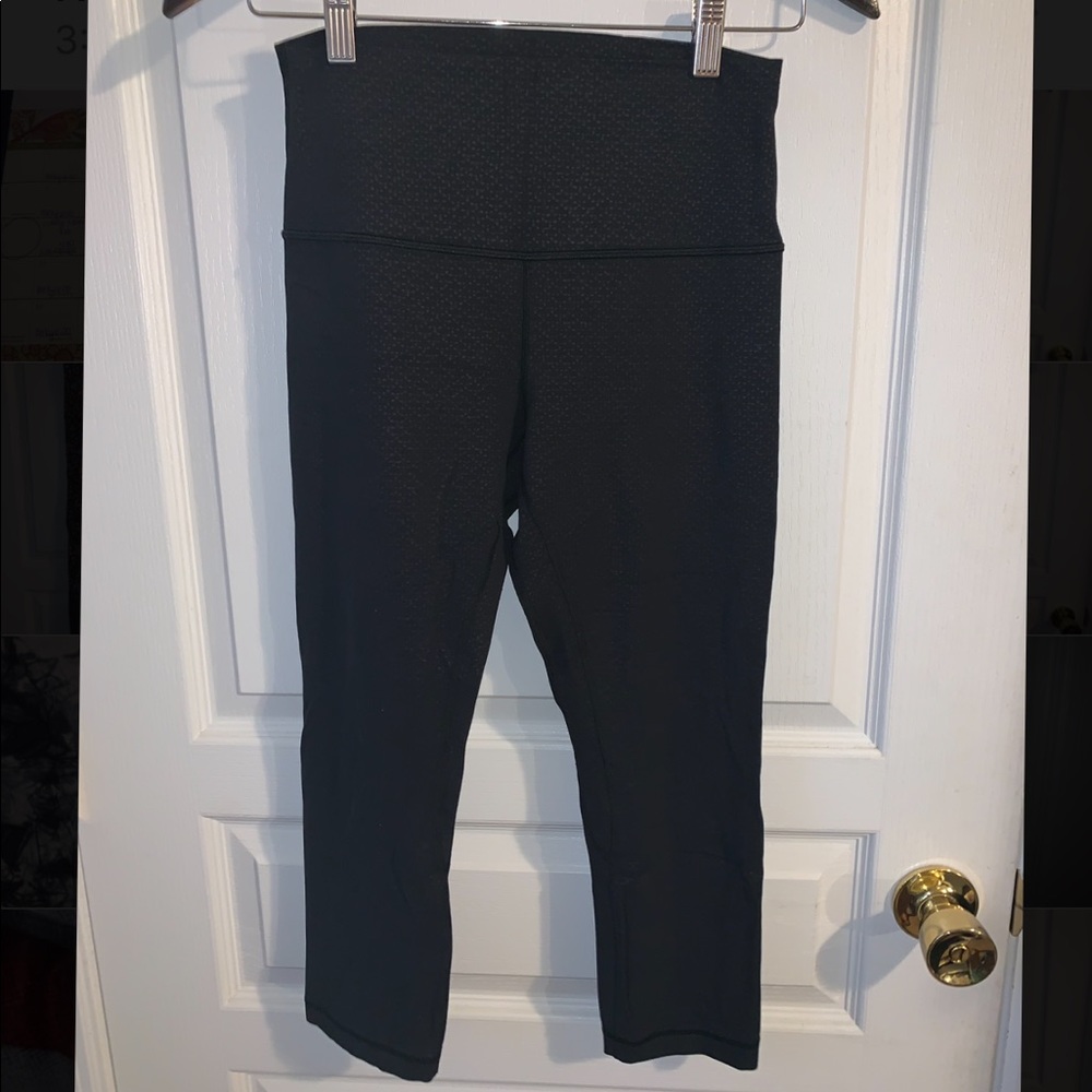 Black Lululemon Align with fun black pattern EUC 6